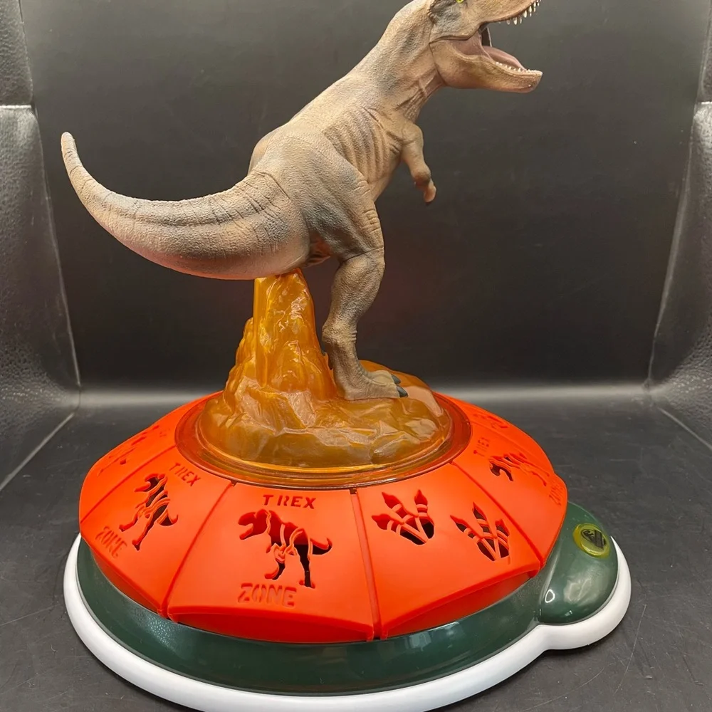 Jurassic World Dominion Tyrannosaurs Rex Light & Sound Rotating Glow Night Light